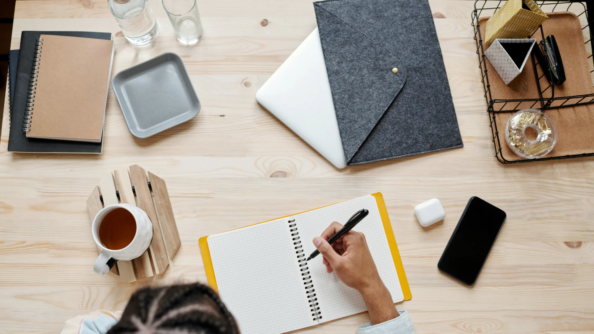 Implementasi Teknologi AI